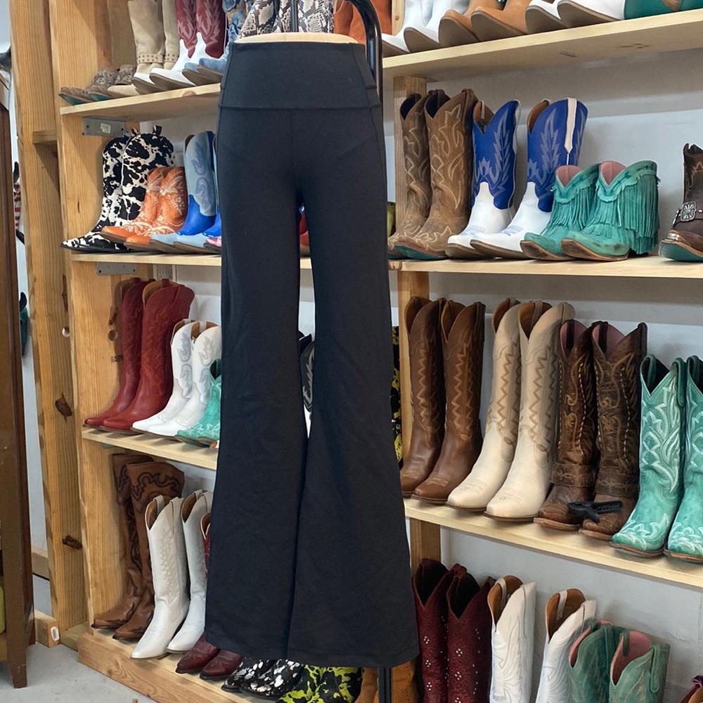 Lululemon Black Align High Rise Wide Leg Leggings size 8 (LBB26)